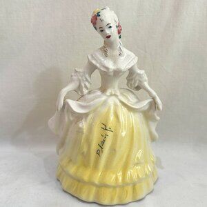 Original Goldscheider Fine China Figurine Maria Antoinette by Peggy Porcher